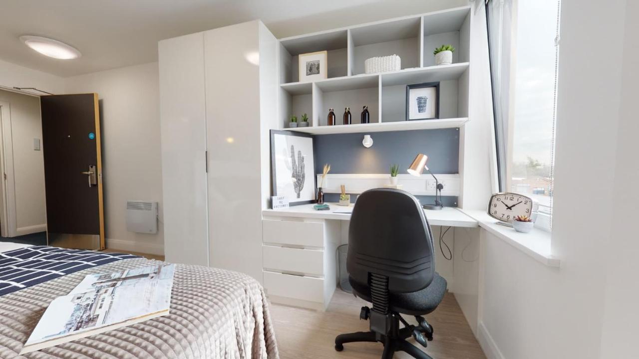 Charming Ensuite Bedrooms At The Brickworks In *